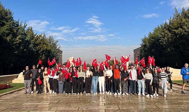 SOGEM Gençleri Cumhuriyet’in 100.Yılında Ata’sının Huzurunda