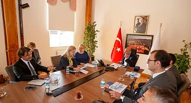 Soyer: “İzmir’de yapılanlar ülkenin geri kalanına rehber oluyor”