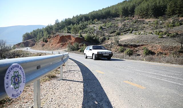 Büyükşehir’den Güvenli Yollar için 162 Km Otokorkuluk