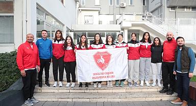 Büyükşehir Kadın Judo Takımı Avrupa’ya gitti