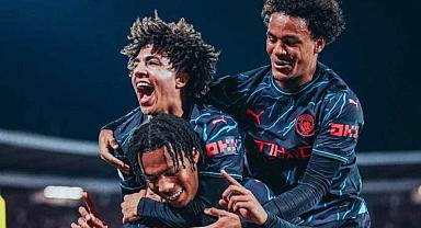 Micah Hamilton sahneye çıktı, Manchester City UEFA Şampiyonlar Ligi G Grubu'nda 6'da 6 yaptı
