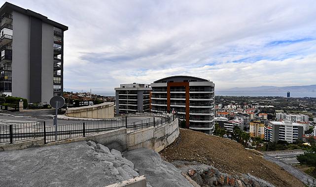 Narlıdere’de çöken duvara ve kayan yola kalıcı çözüm