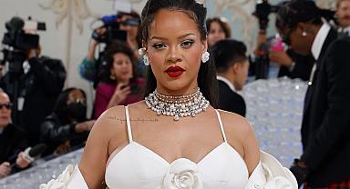 Rihanna Türkiye'ye mi geliyor? Rihanna Türkiye'de konser verecek mi?
