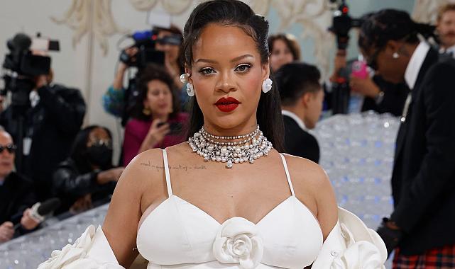 Rihanna Türkiye'ye mi geliyor? Rihanna Türkiye'de konser verecek mi?