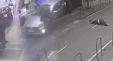 Yer: İstanbul! Görenler anlam veremedi, bir anda aracın üzerine atladı