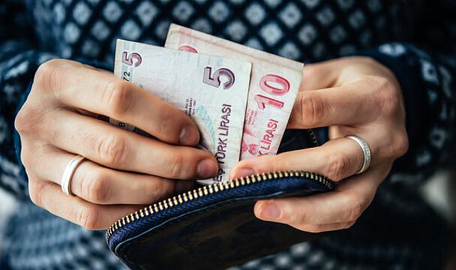 Yüksek prim ödeyen emekliye ek 8.077 TL! Ergün'den kök ücret ve seyyanen zam çağrısı geldi