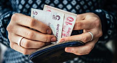 Yüksek prim ödeyen emekliye ek 8.077 TL! Ergün'den kök ücret ve seyyanen zam çağrısı geldi