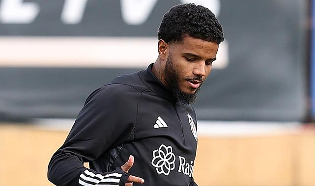 Beşiktaş'ta ayrılık! Valentin Rosier resmi imza için Fransa'ya gitti