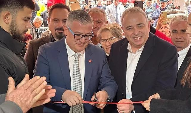 CHP&#039;den Görkemli Seçim Bürosu Açılışı
