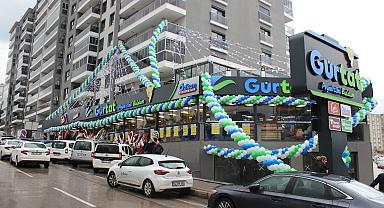 Gürtat’ın Ulukent’teki dev şarküteri mağazası açıldı