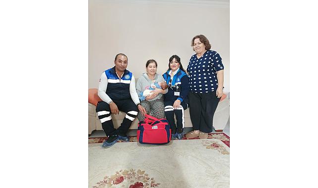 Hoş geldin Bebek İle Yüzler Gülüyor