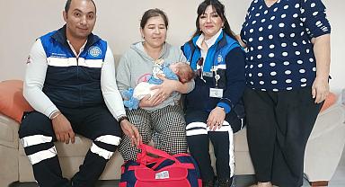 Hoş geldin Bebek İle Yüzler Gülüyor