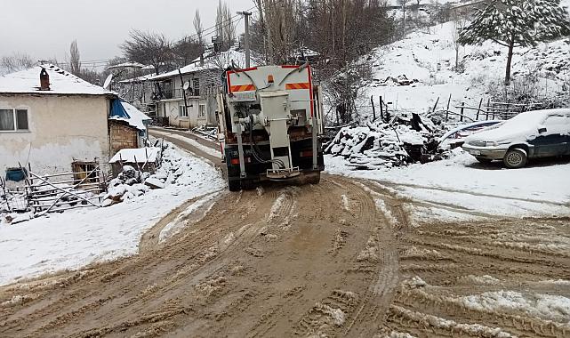 İzmir Büyükşehir Belediyesi ekipleri kar teyakkuzunda