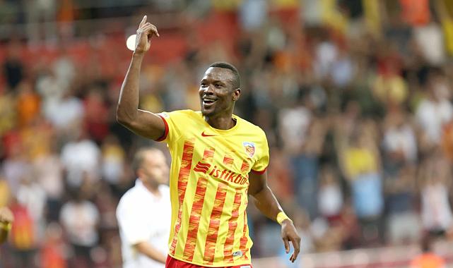 Mame Thiam Kayserispor'dan ayrıldı! Senegalli golcü İstanbul'a geri döndü