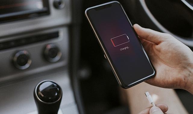Telefonunuzun şarjı çabuk bitiyorsa mutlaka bunu yapın! Pili 2 kat daha uzun dayanıyor