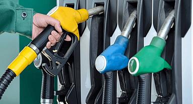 Akaryakıta bir zam daha! Motorinin fiyatı 44 lirayı aşacak