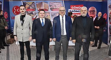 Başkan Ergün, Seçim Standında Vatandaşlarla Buluştu
