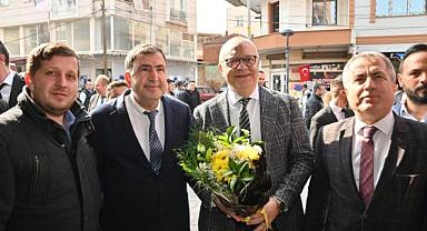 Başkan Ergün ve Başkan Alhan, AK Parti İlçe Teşkilatını Ziyaret Etti