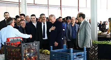 Başkan Zolan’a manili sevgi gösterisi