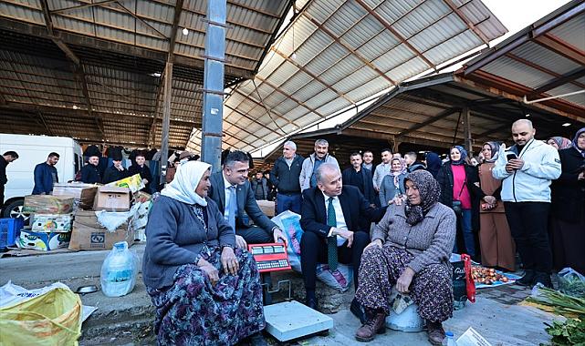 Başkan Zolan Serinhisar’da hemşehrileriyle kucaklaştı
