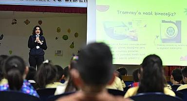 Büyükşehir'den öğrencilere tramvay eğitimi