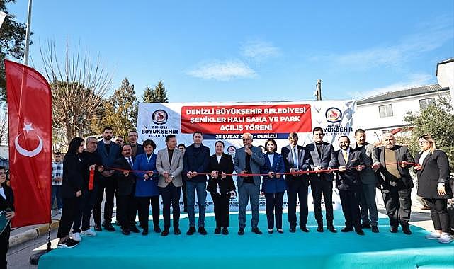 Büyükşehir’den Şemikler’e yeni bir park ve halı saha