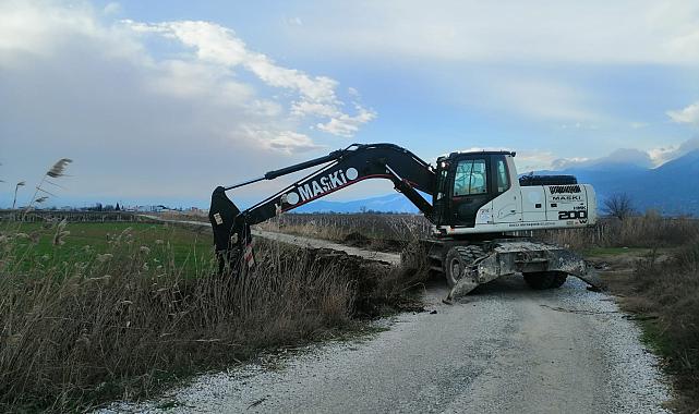 Çavuşoğlu Mahallesinde 2 Kilometrelik Dere Temizliği