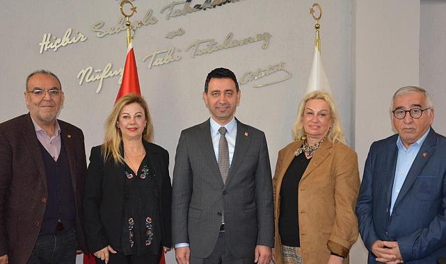 CHP BAYRAKLI ADAYI ÖNAL: İGC&#039;NİN MÜCADELESİ ÇOK ANLAMLI