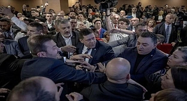 İYİ PARTİ'DE TANSİYON YÜKSELDİ: İL BAŞKANI GÖREVDEN ALINDI