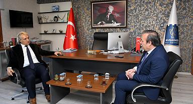 KAYMAKAM İBRAHİM KEKLİK’TEN KUŞADASI BELEDİYESİ’NE NEZAKET ZİYARETİ