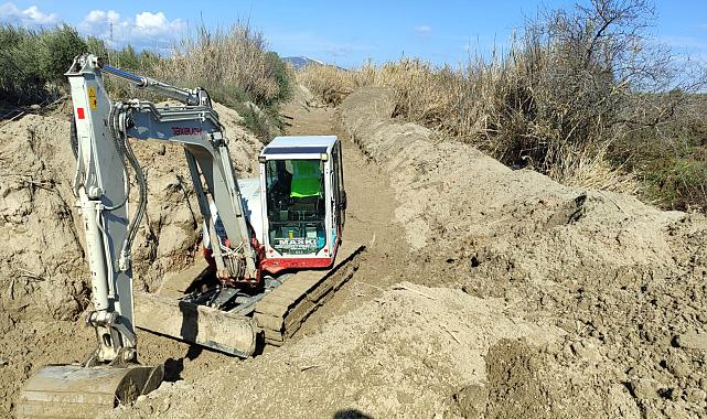 MASKİ’den Azimli Mahallesinde Dere Temizliği