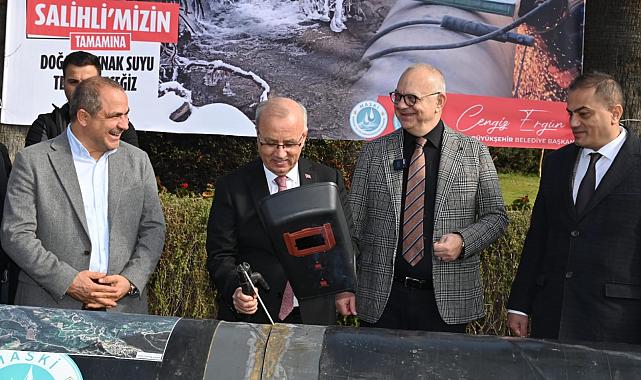 Salihli’nin Tamamına Bozdağların Zirvesinden Doğal Kaynak Suyu