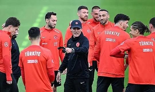 A Milli Takım aday kadrosu belli oldu! O isimler ilk kez davet edildi