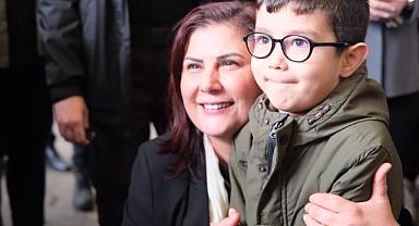 Başkan Çerçioğlu, Efeler Fatih Pazaryeri’nde Vatandaşlarla Buluştu