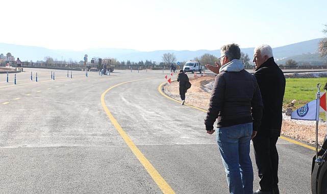 Başkan Gürün Menteşe’de Devam Eden Yol Çalışmasını İnceledi