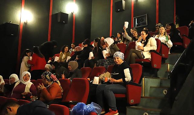 Büyükşehir, 8 Mart’ta Hiç Sinemaya Gitmeyen Kadınları Sinema İle Buluşturdu