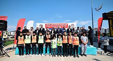 Büyükşehir’den Yenişafak’a 3 park ve halı saha