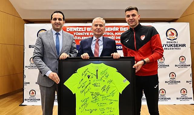 Büyükşehirden futbol hakemi, gözlemci ve saha komiserlerine destek