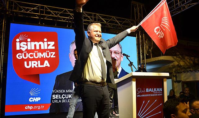 CHP'nin Urla Adayı Balkan'a coşkulu karşılama... "Hizmet için kolları sıvadık"