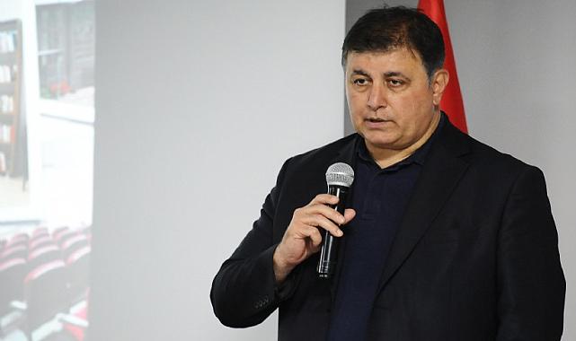 Cemil Tugay'dan Van açıklaması: Bu yanlıştan derhal geri dönülmeli