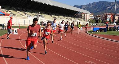 Denizli Okul Sporları Atletizm Yıldızlar Grup Müsabakalarına Ev Sahipliği Yapacak