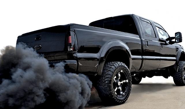 Egzozdan Kara Bulutların Yükselmesi Ne Anlama Geliyor? Dizel Motorlu Araç Kullananlar Dikkat!