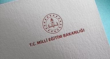 Erkek öğrencilere etek giydirip peçe taktırdılar: Soruşturma başlatıldı