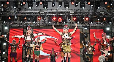 Festival Coşkusu Halk Danslarıyla Renklendi
