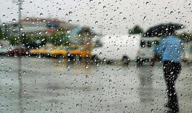 İzmir'de sıcaklık birden düşecek: Yağmur geliyor