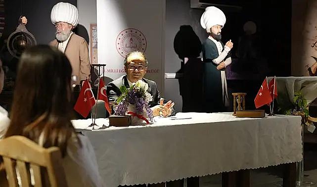 İzmir İl Milli Eğitim Müdürü Dr. Ömer Yahşi Gençlerle Bir Araya Geldi