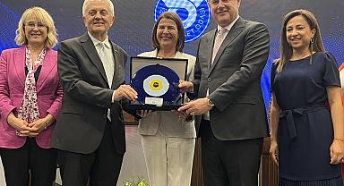 İZMİR TİCARET ODASI, BAŞKAN SANİYE BORA FIÇI'YA BAŞARILAR DİLEDİ