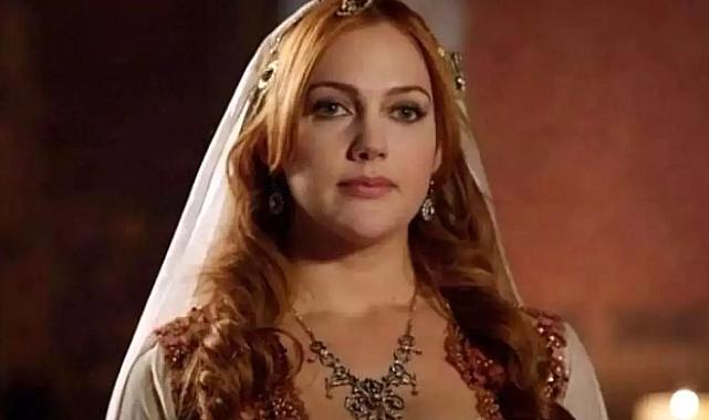 Muhteşem Yüzyıl'ın Hürrem Sultan'ı Meryem Uzerli, Riyadlı bir ailenin yemeğine katıldı! Aldığı ücret ağızları açık bıraktı