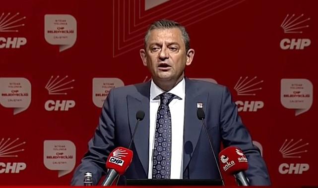 Özel&#039;den belediye başkanlarının elini güçlendiren açıklama