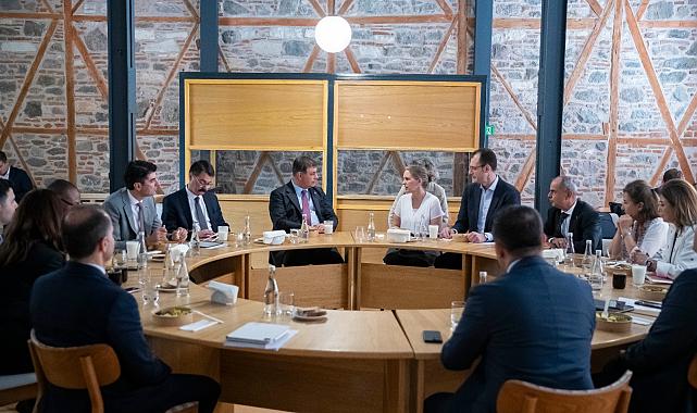 Başkan Dr. Cemil Tugay, Dünya Bankası yetkilileri ile bir araya geldi  “İzmir altyapısı güçlü ve afetlere dirençli kent olarak öne çıkacak”